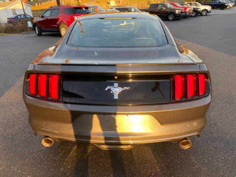 2016 Ford Mustang V6