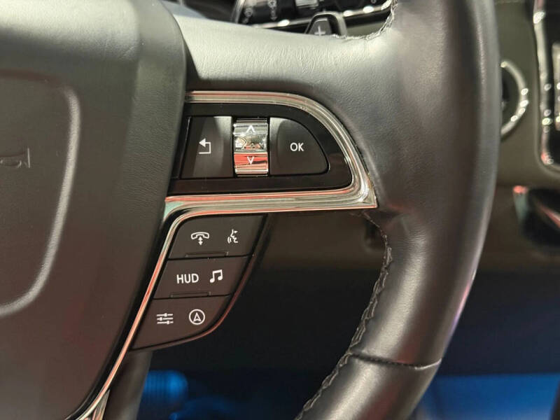 2022 Lincoln Navigator Black Label