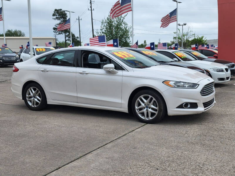2013 Ford Fusion SE