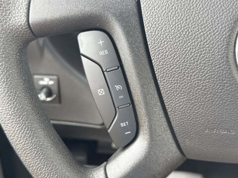 2025 Chevrolet Express LS 3500