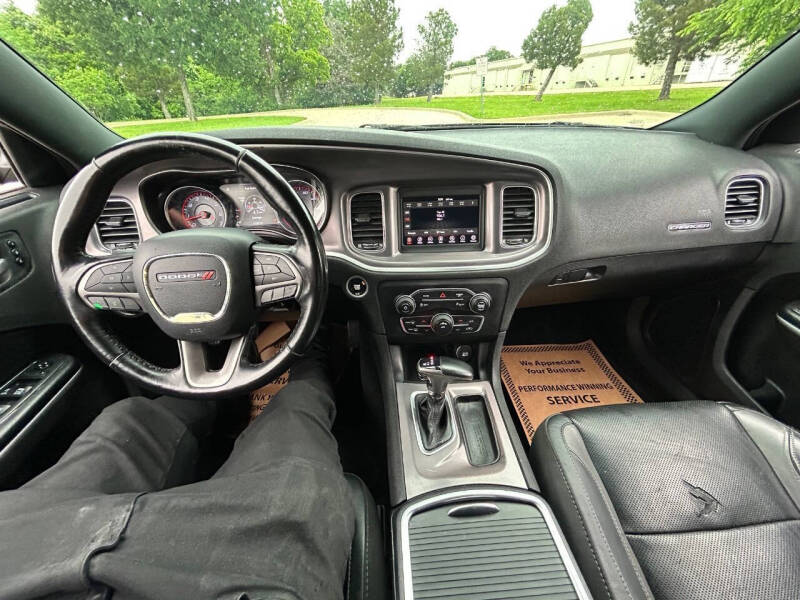 2019 Dodge Charger SXT