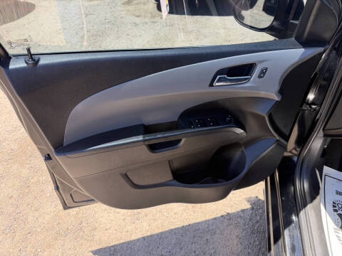2017 Chevrolet Sonic LT Auto