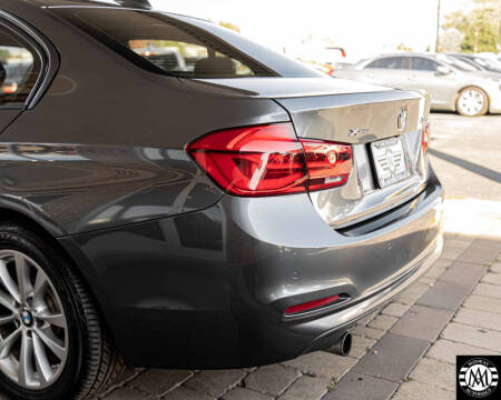 2017 BMW 3 Series 320i xDrive