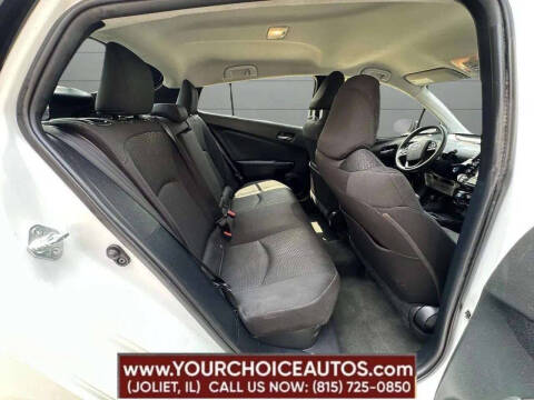 2022 Toyota Prius LE