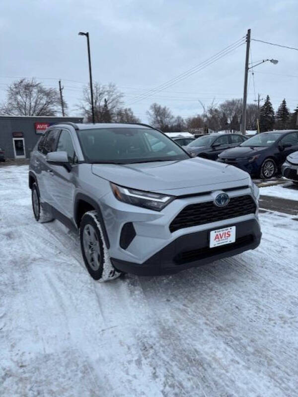 2024 Toyota RAV4 Hybrid XLE