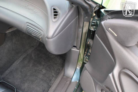 2003 Ford Mustang Mach 1 Premium