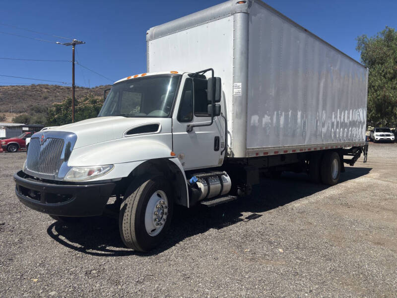 2018 International DuraStar 4300