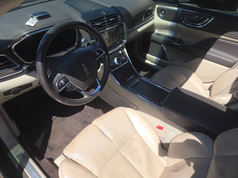 2017 Lincoln Continental Reserve