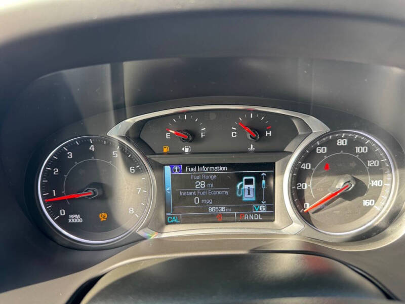 2017 GMC Acadia SLE-2