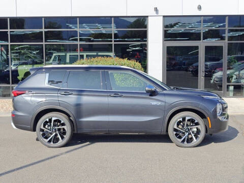 2025 Mitsubishi Outlander PHEV SEL