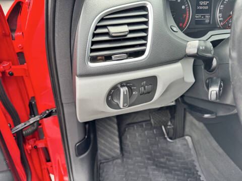 2017 Audi Q3 2.0T Premium