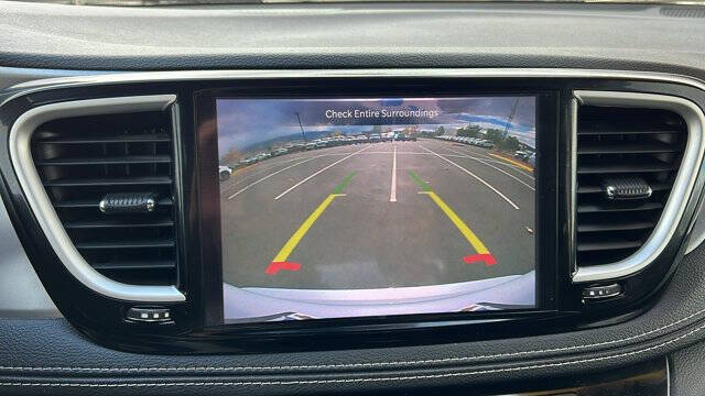 2023 Chrysler Pacifica Touring