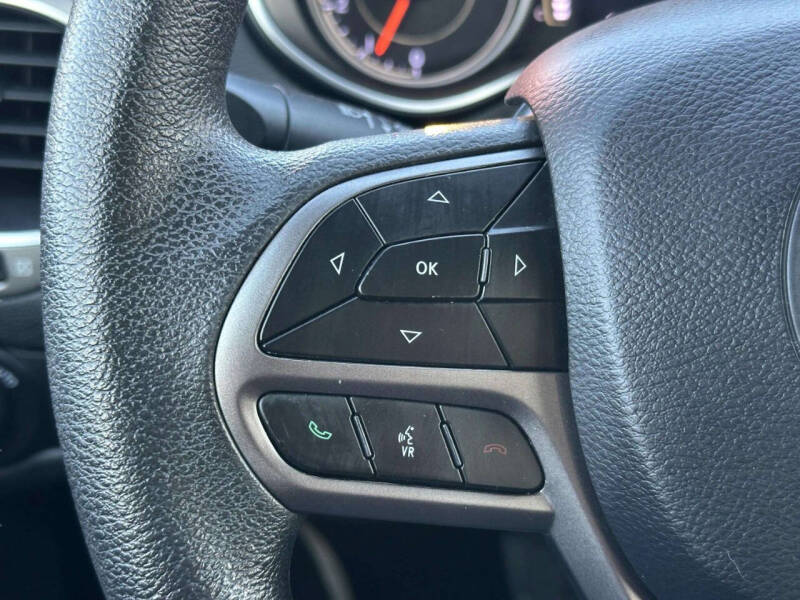 2020 Jeep Cherokee Latitude