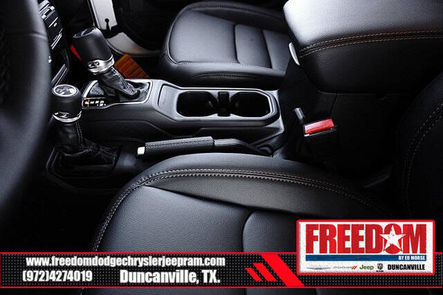 2025 Jeep Gladiator High Tide