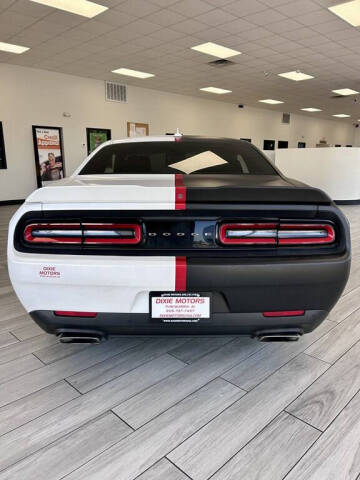 2016 Dodge Challenger SRT 392