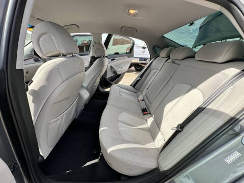 2017 Hyundai Sonata Hybrid SE