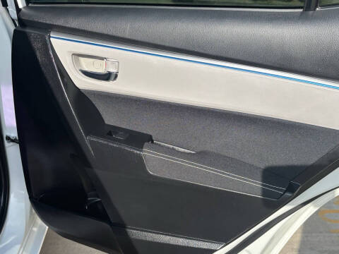 2016 Toyota Corolla LE Plus