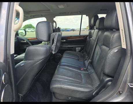 2018 Lexus LX 570 Three-Row