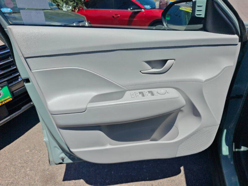 2025 Hyundai Kona SEL