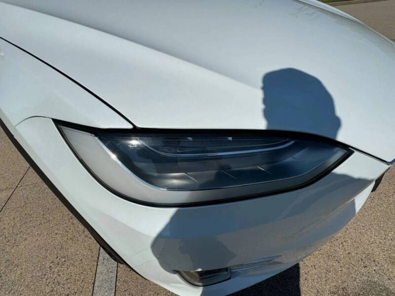 2018 Tesla Model X 75D