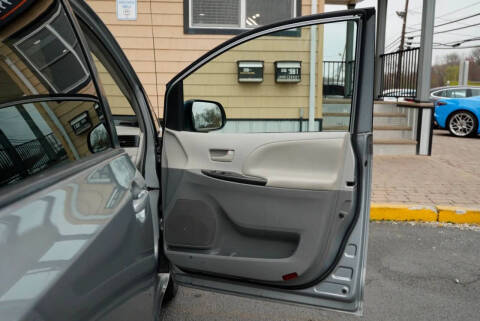2014 Toyota Sienna