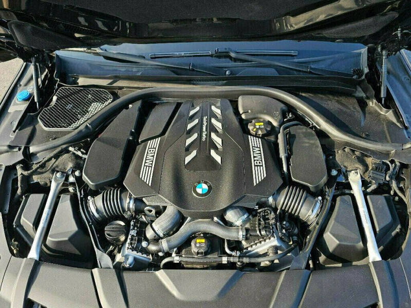 2021 BMW 7 Series 750i xDrive