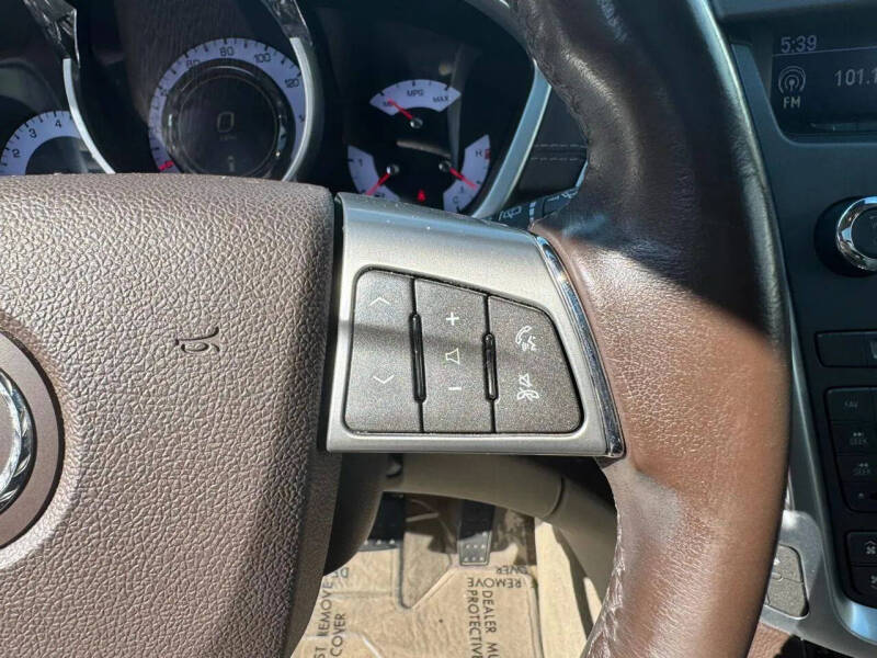 2011 Cadillac SRX Luxury Collection