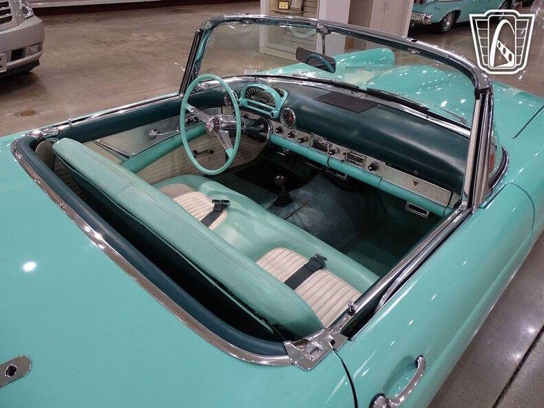 1955 Ford Thunderbird