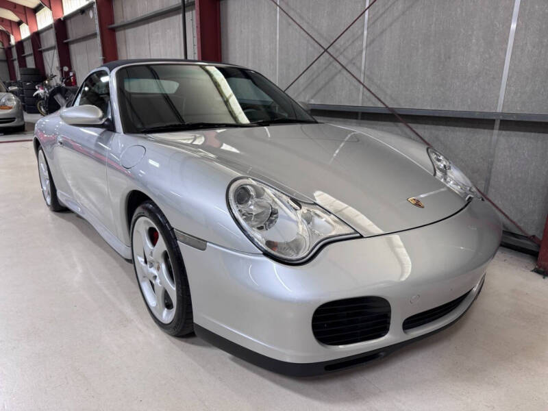 2004 Porsche 911 Carrera 4S
