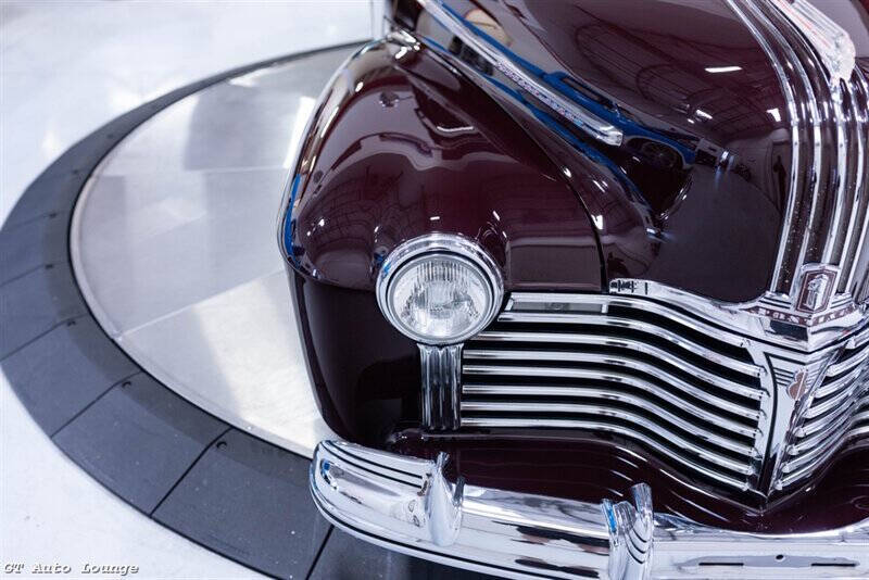 1941 Pontiac Streamliner