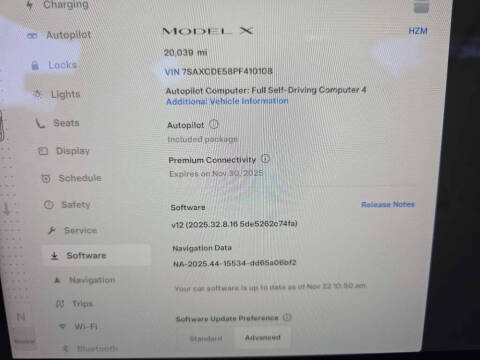 2023 Tesla Model X Standard Range