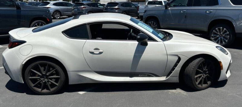 2025 Subaru BRZ tS