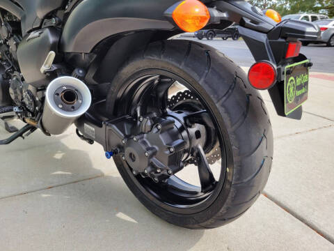 2020 Yamaha VMAX Matte Raven Black