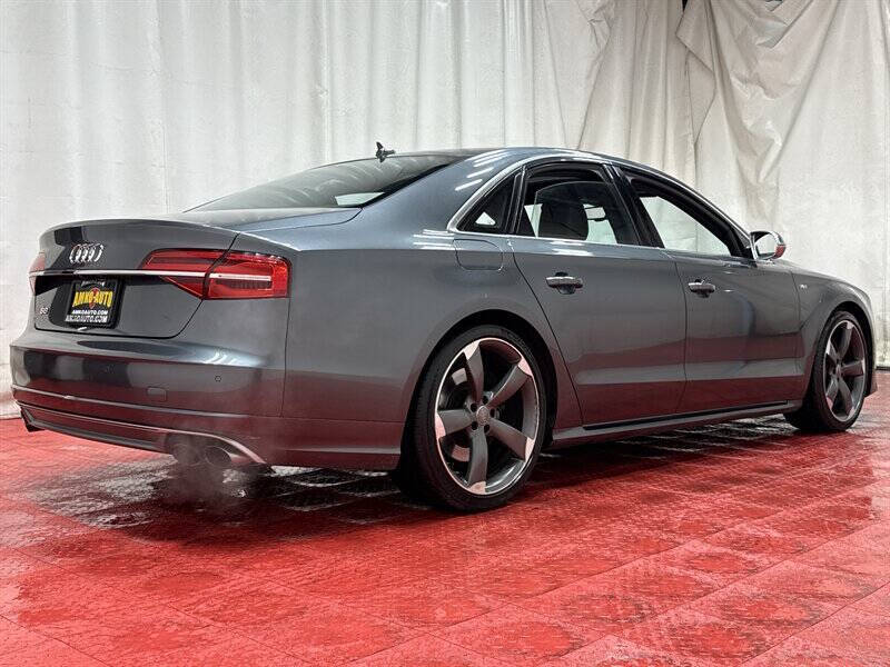 2015 Audi S8 4.0T quattro