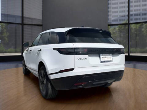 2025 Land Rover Range Rover Velar P250 Dynamic SE