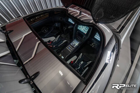 2019 Outerlimits SV43