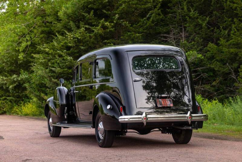 1939 Packard 120