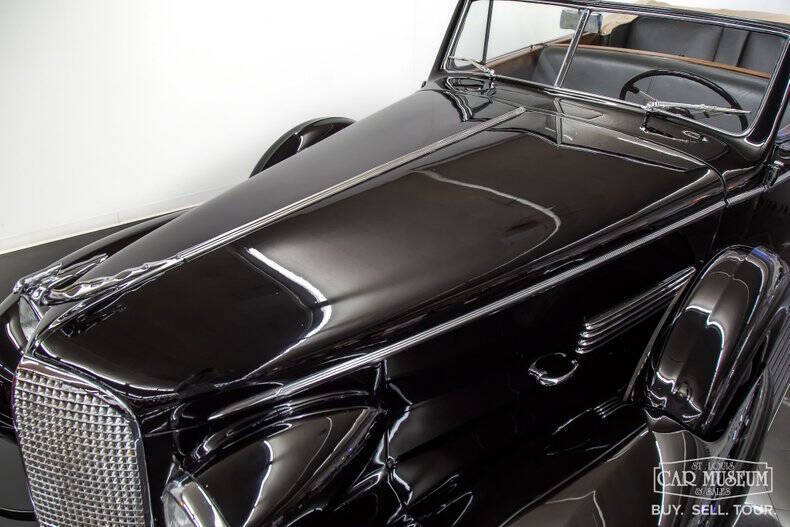 1937 Cadillac Series 85