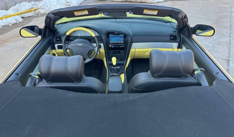 2002 Ford Thunderbird Deluxe