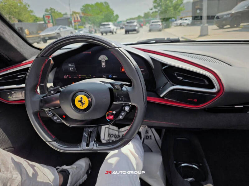 2024 Ferrari 296 GTS