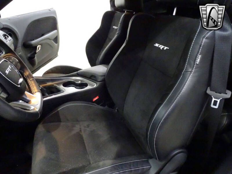 2015 Dodge Challenger SRT Hellcat