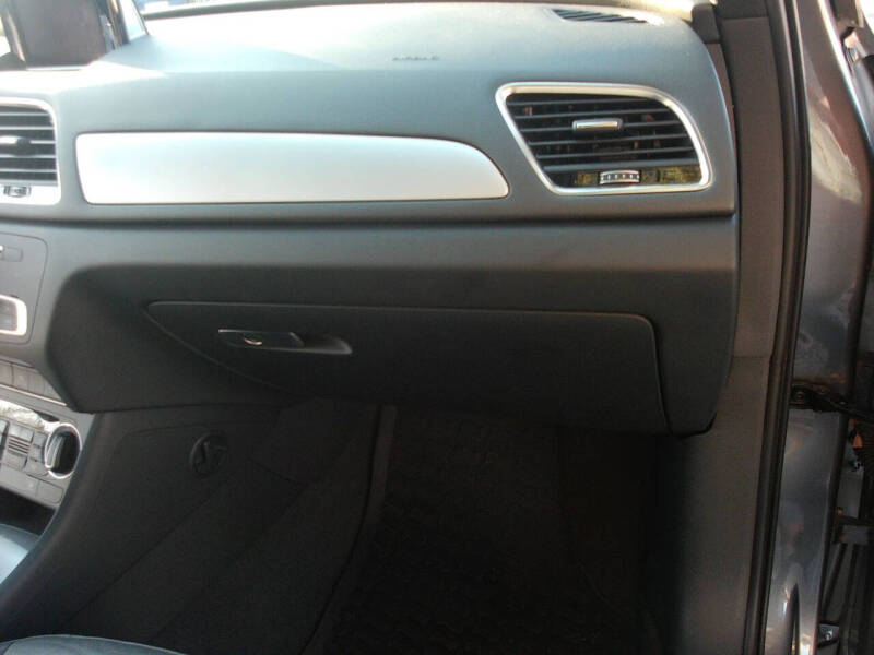 2017 Audi Q3 2.0T Premium