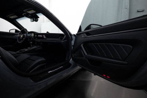 2024 Porsche 911 Carrera 4 GTS