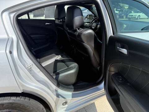 2020 Dodge Charger SXT