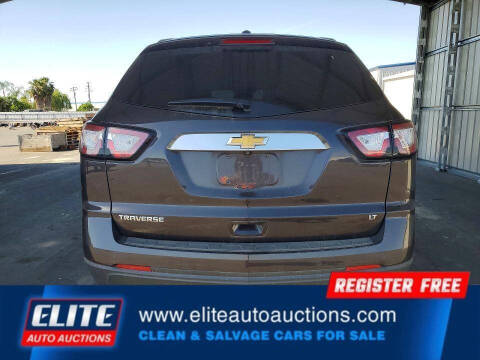 2017 Chevrolet Traverse LT