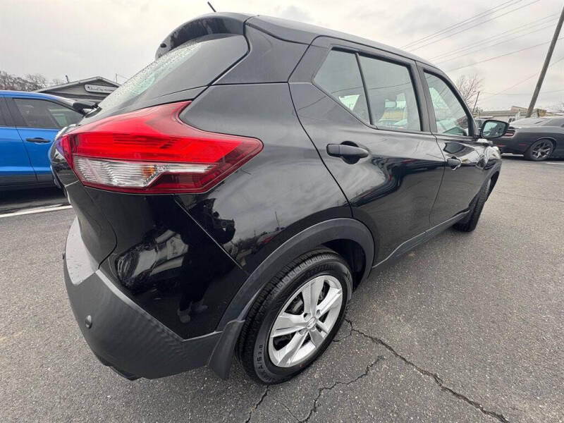 2020 Nissan Kicks S