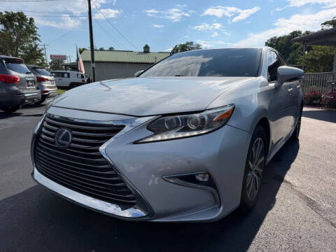 2017 Lexus ES 300h