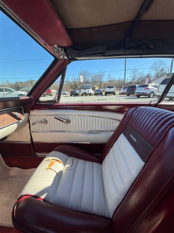 1966 Ford Mustang convertible V8