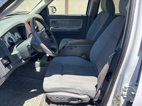 2005 Dodge Dakota SLT