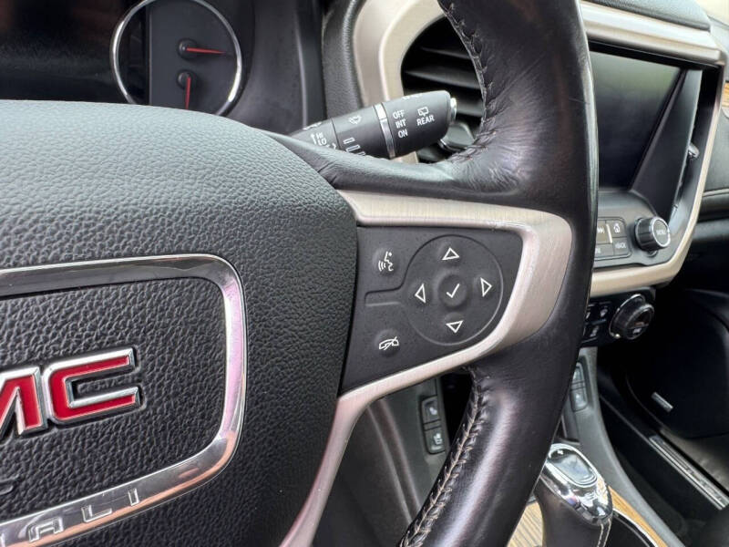 2019 GMC Acadia Denali